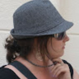 Meet your Posher, Melissa